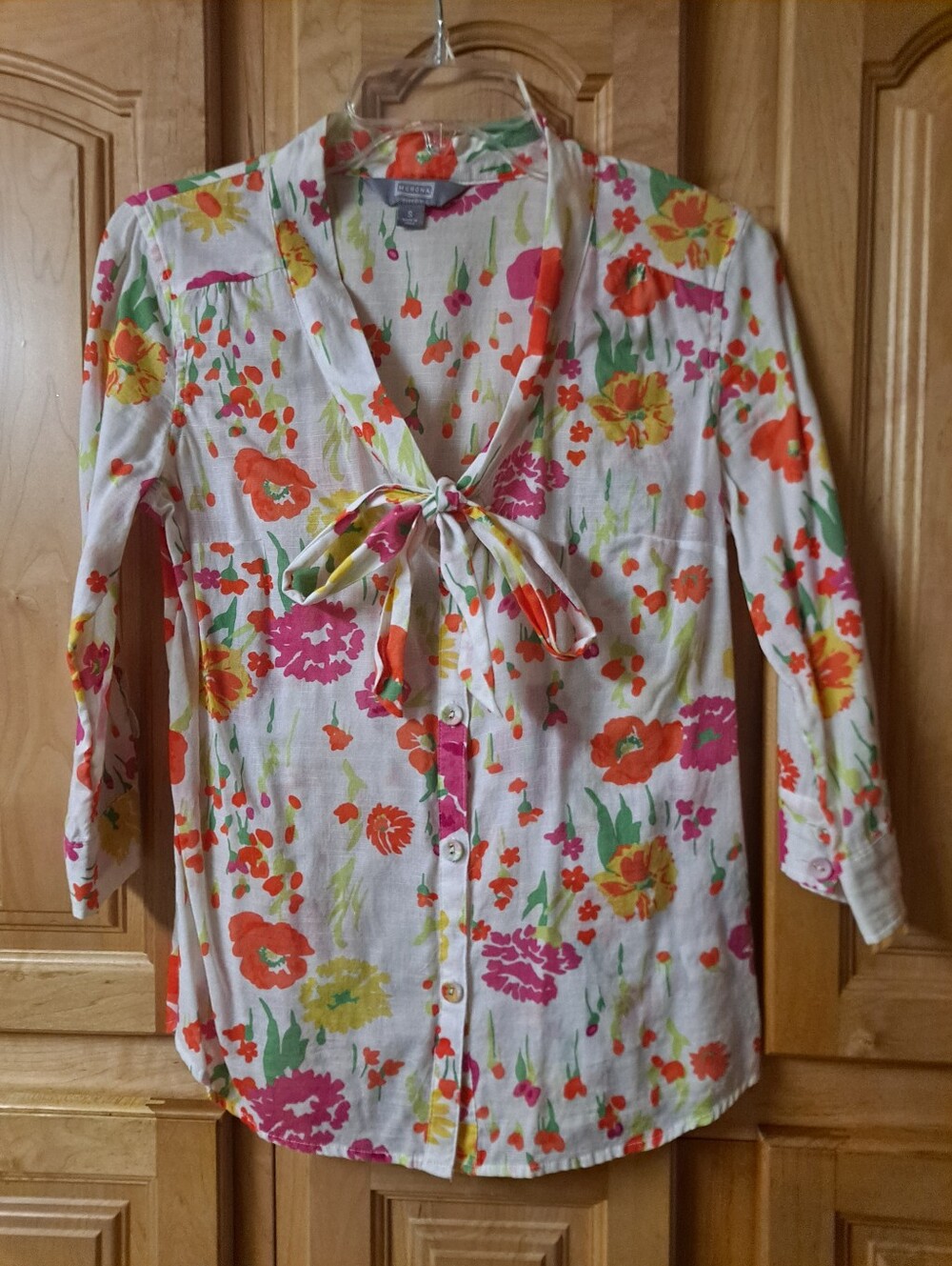 Merina White Button-Front Floral Tie-Neck Blouse with Pink & Orange Flowers
